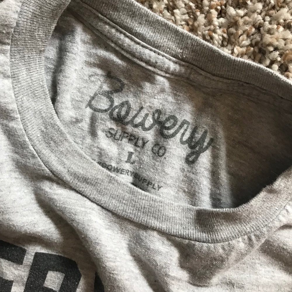 Bowery tee - Picture 3 of 3